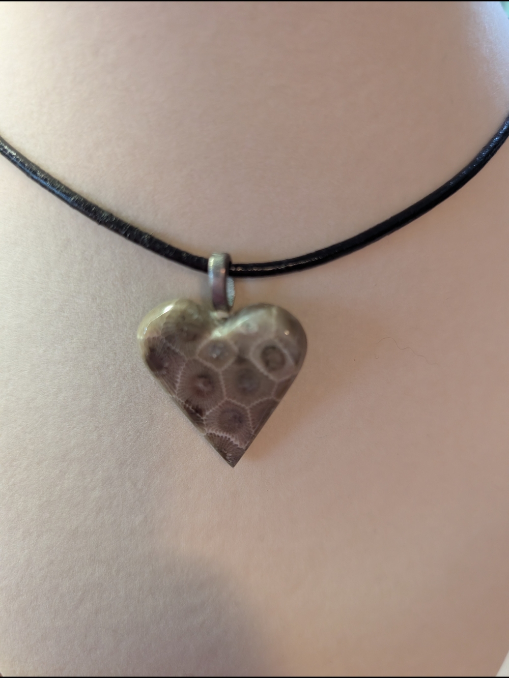 Heart Pendant Necklace in Silver on Black Cord - Unbranded